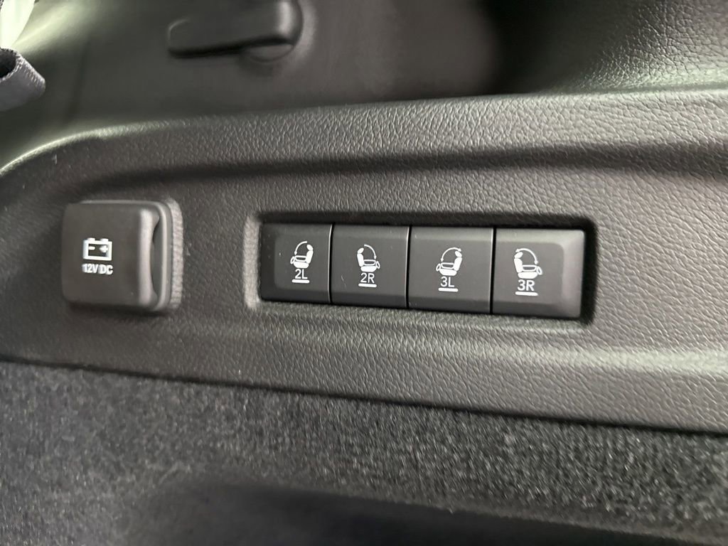 Used 2025 Jeep Grand Cherokee L Summit w/ Advanced Protech Group IV AWD/4WD image 8