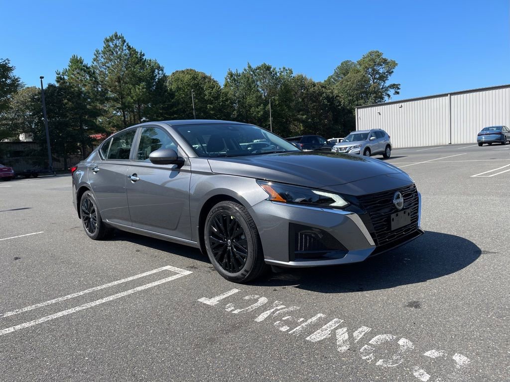 New 2025 Nissan Altima 2.5 SV w/ SV Special Edition Package image 4