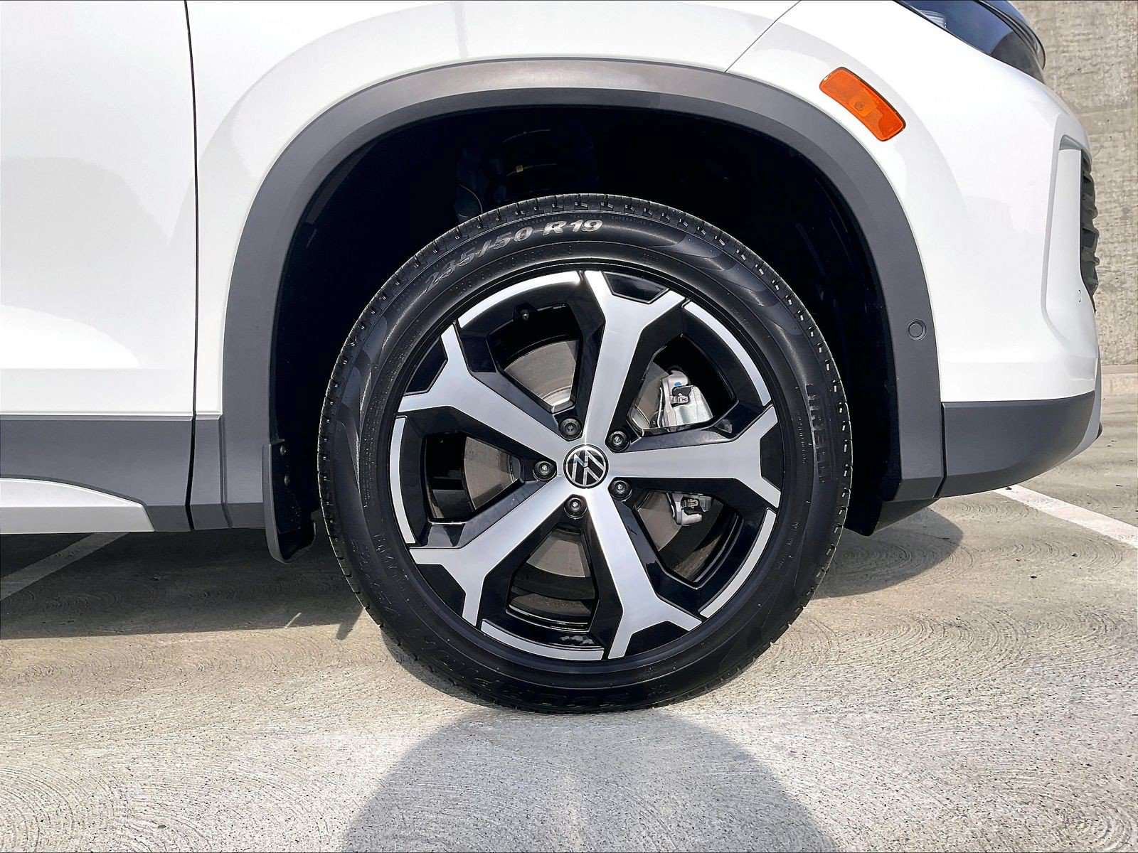 New 2026 Volkswagen Tiguan SE FWD image 10