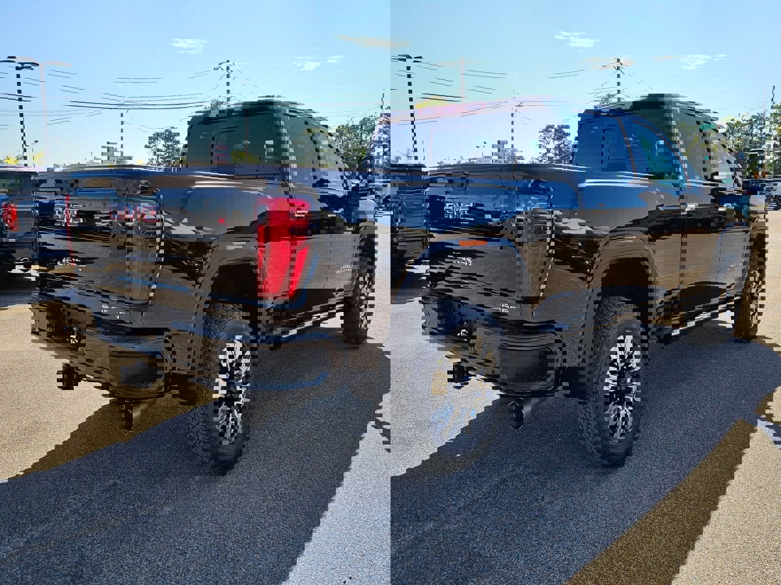 New 2026 GMC Sierra 2500 Denali w/ Denali Reserve Package image 6