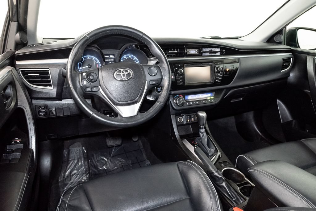 Used 2014 Toyota Corolla S Premium w/ Driver Convenience Package FWD image 7