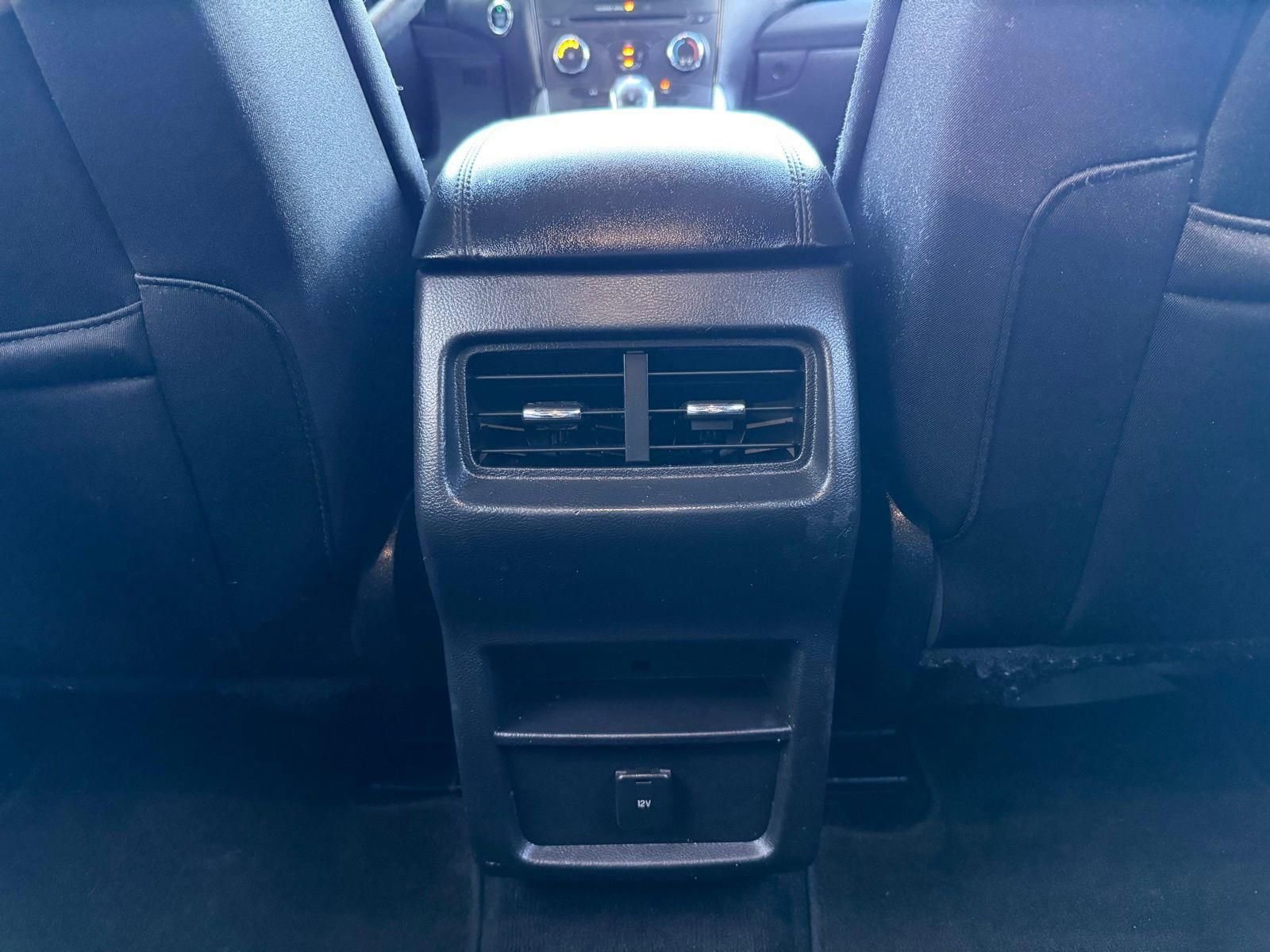 Used 2017 Ford Edge SE AWD/4WD image 31