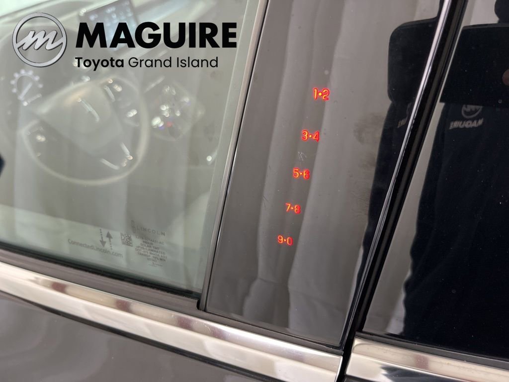 Used 2022 Lincoln Corsair AWD w/ Equipment Group 101A image 19