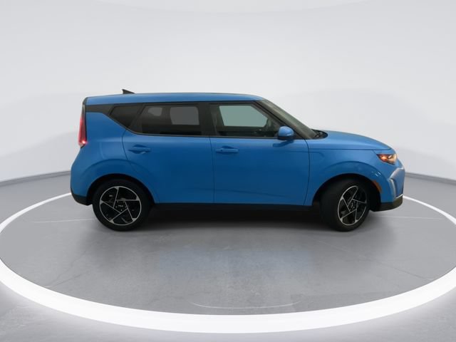 Used 2023 Kia Soul EX FWD image 7