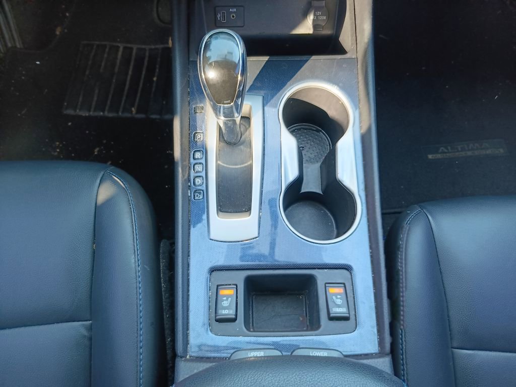 Used 2018 Nissan Altima 2.5 SR w/ SR Midnight Edition image 17