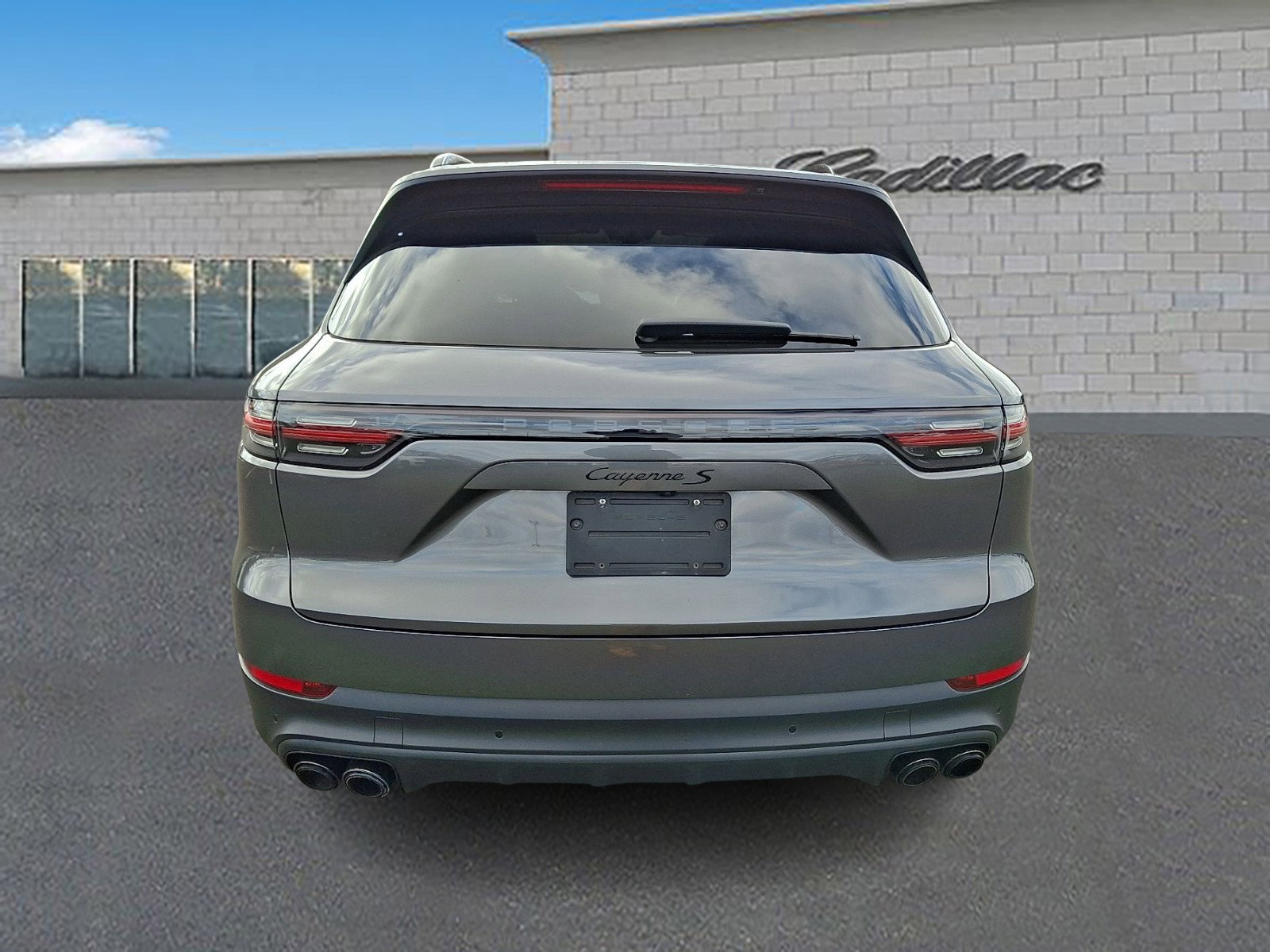 Used 2021 Porsche Cayenne S image 4