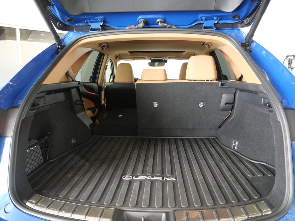 Certified 2025 Lexus NX 350h AWD w/ Accessory Package (2T) image 33