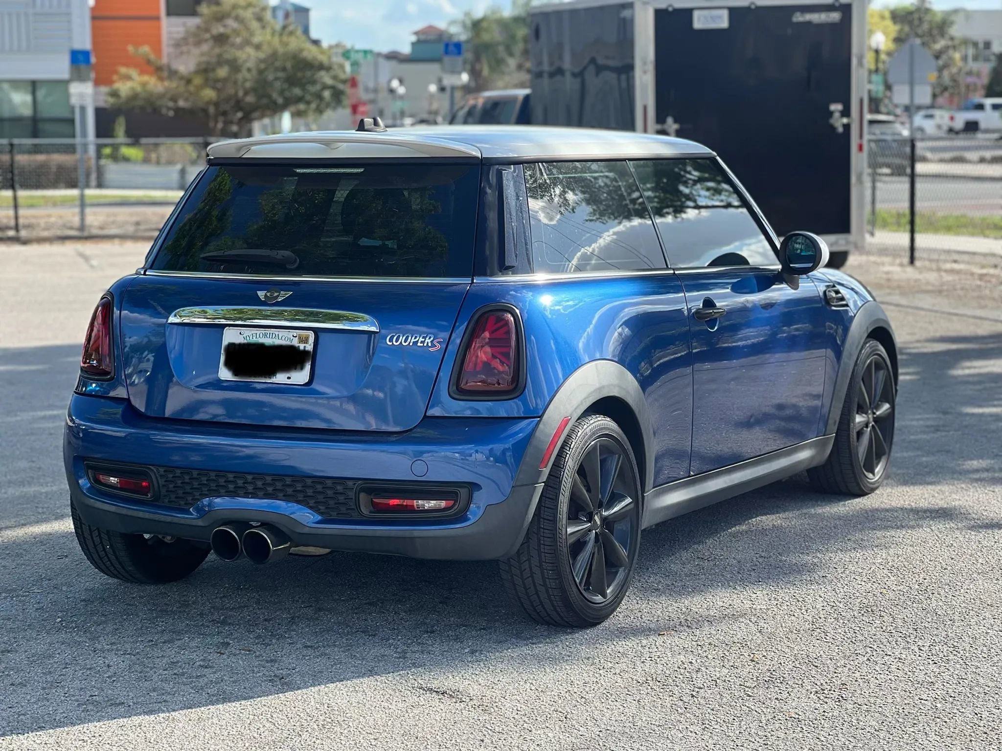 Used 2013 MINI Cooper S w/ Technology Pkg 2 FWD image 7