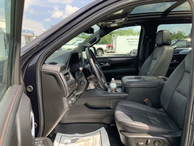 Used 2023 Chevrolet Suburban RST w/ Luxury Package image 15