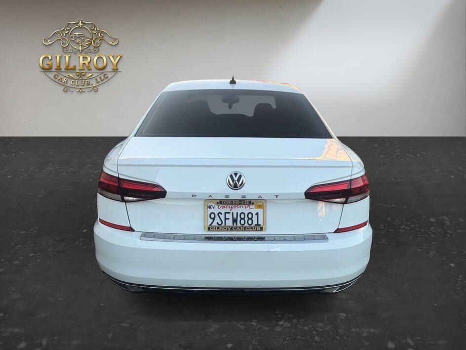 Used 2022 Volkswagen Passat 2.0T SE FWD image 12