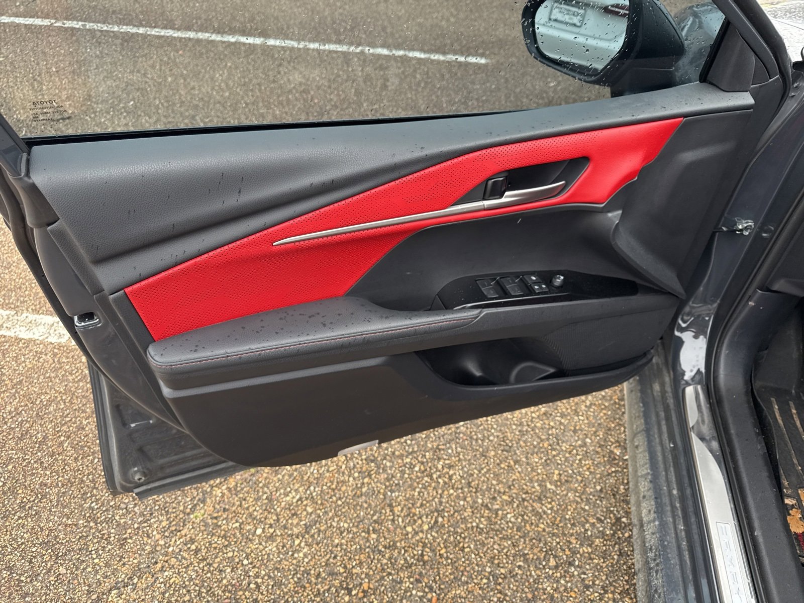 Used 2025 Toyota Camry XSE image 15