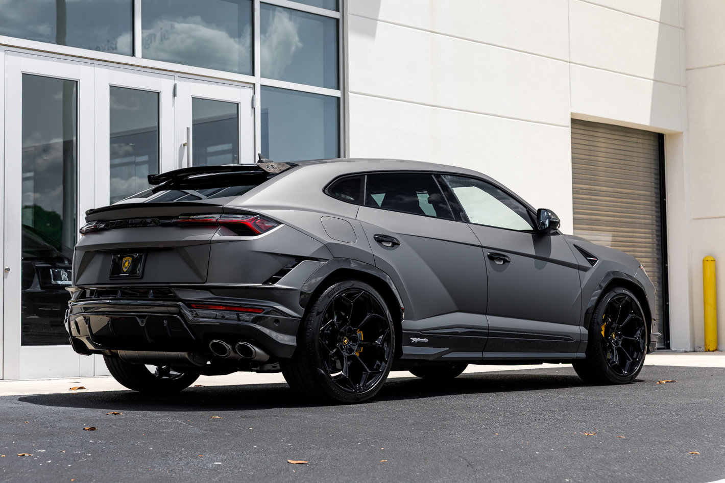 Used 2024 Lamborghini Urus Performante AWD/4WD image 15