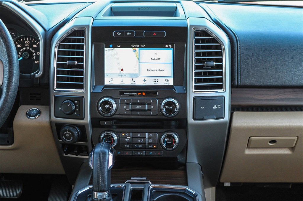 Used 2016 Ford F150 Lariat w/ Equipment Group 502A Luxury image 16