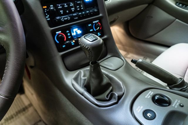 Used 2015 Cadillac CTS V RWD image 27