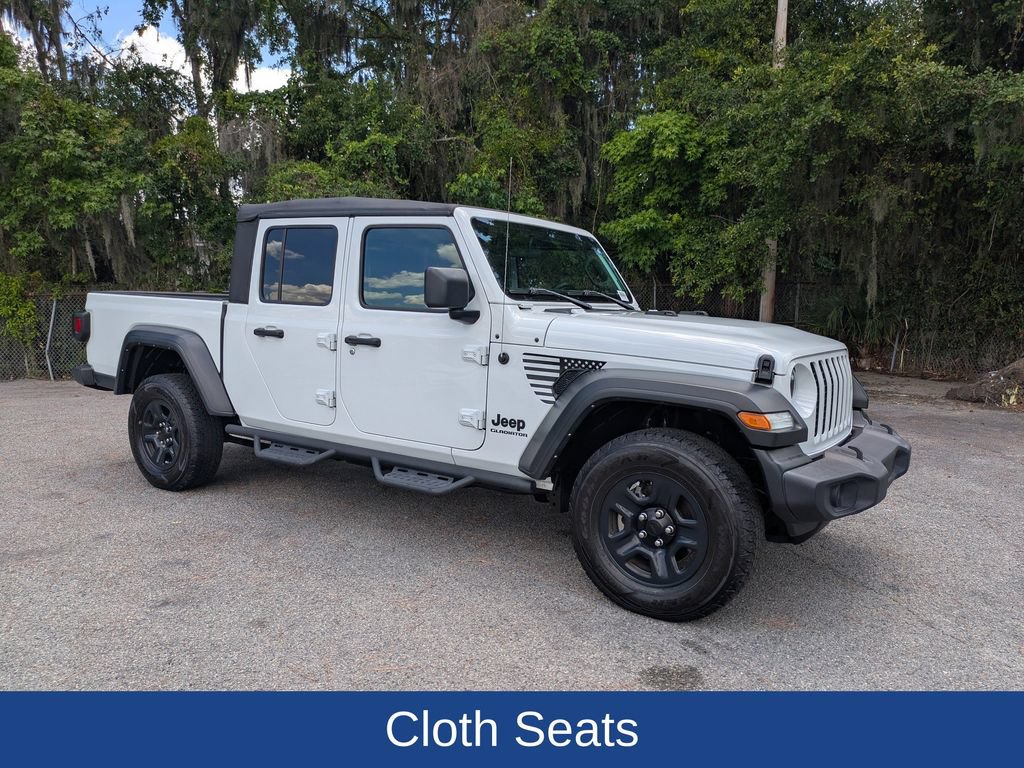 Used 2022 Jeep Gladiator Sport AWD/4WD image 2