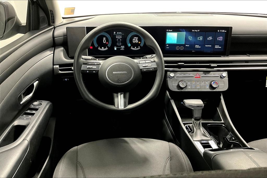 Used 2025 Hyundai Tucson SE image 7