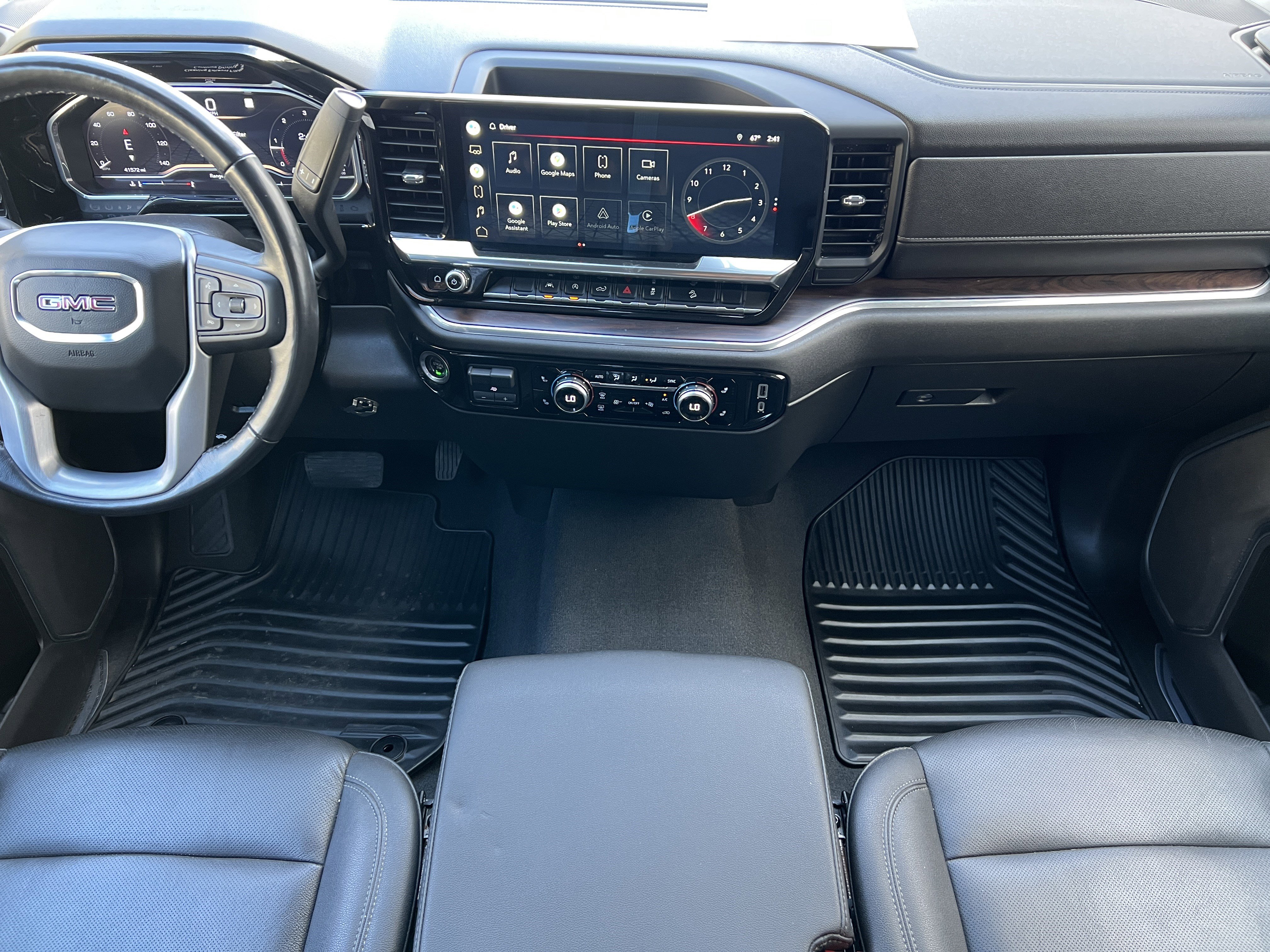 Used 2022 GMC Sierra 1500 SLT w/ X31 Off-Road Package AWD/4WD image 32