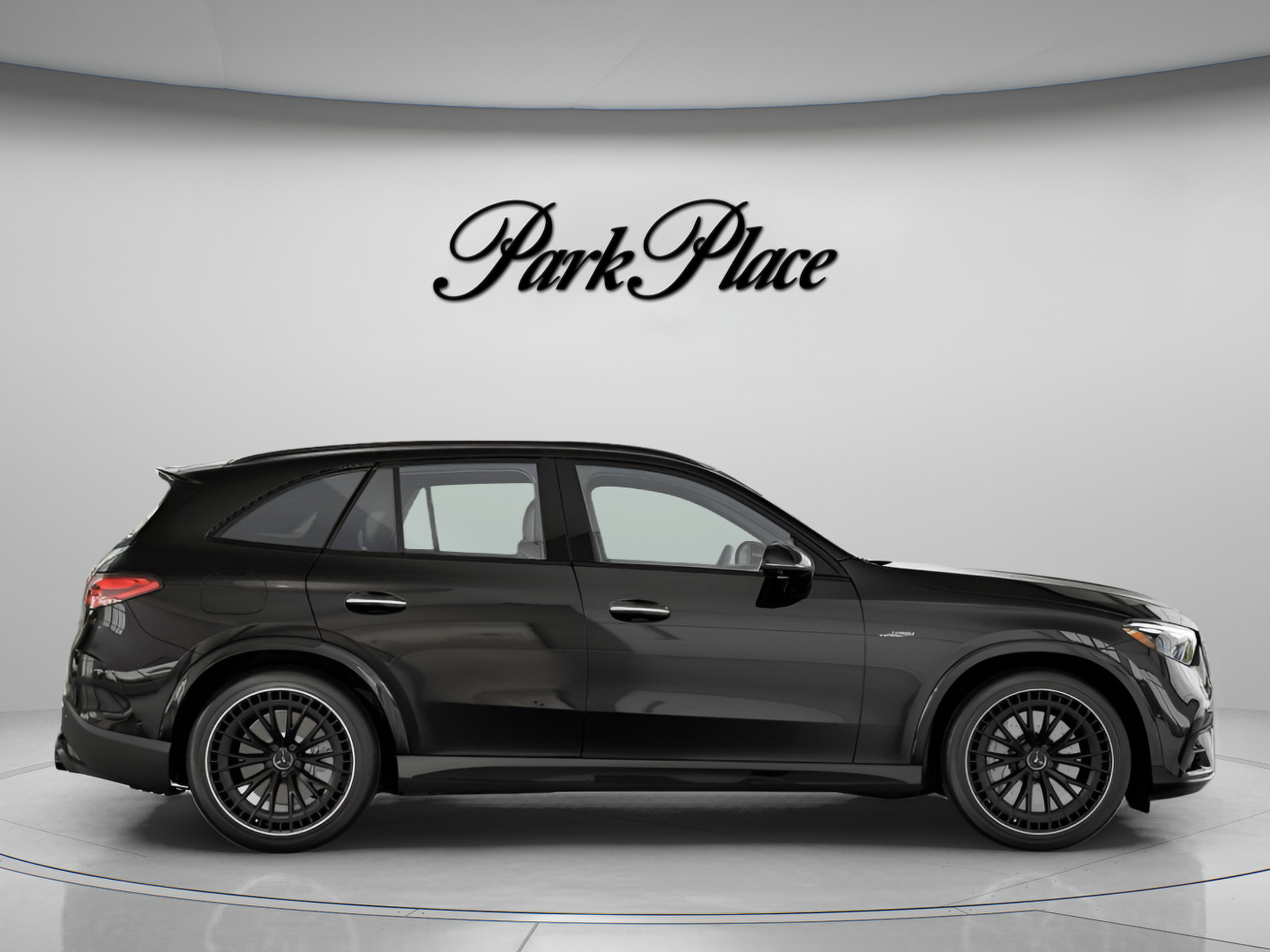 Used 2026 Mercedes-Benz GLC 43 AMG 4MATIC image 25