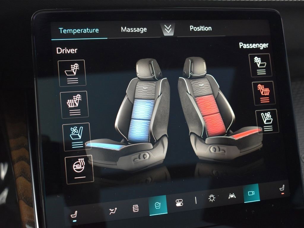 Certified 2025 Cadillac Escalade Sport Platinum w/ LPO, Floor Liner Package image 25