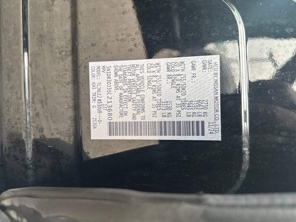 Used 2025 Nissan Pathfinder Platinum w/ Cargo Package image 32