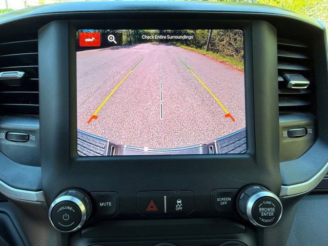 Used 2024 RAM 3500 Big Horn AWD/4WD image 23