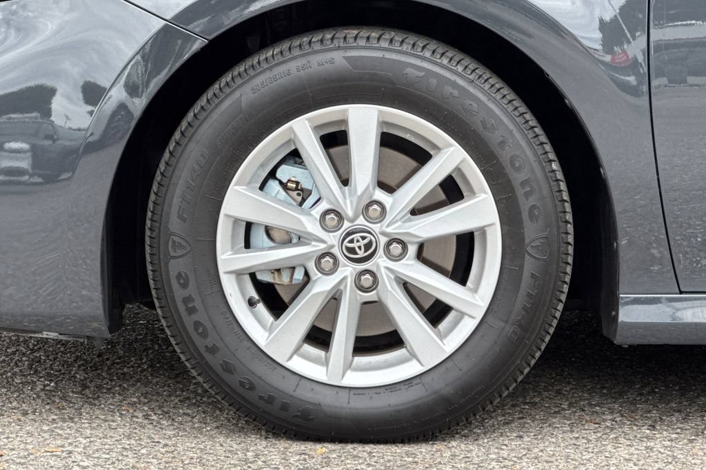 Used 2025 Toyota Camry LE w/ Convenience Package FWD image 24