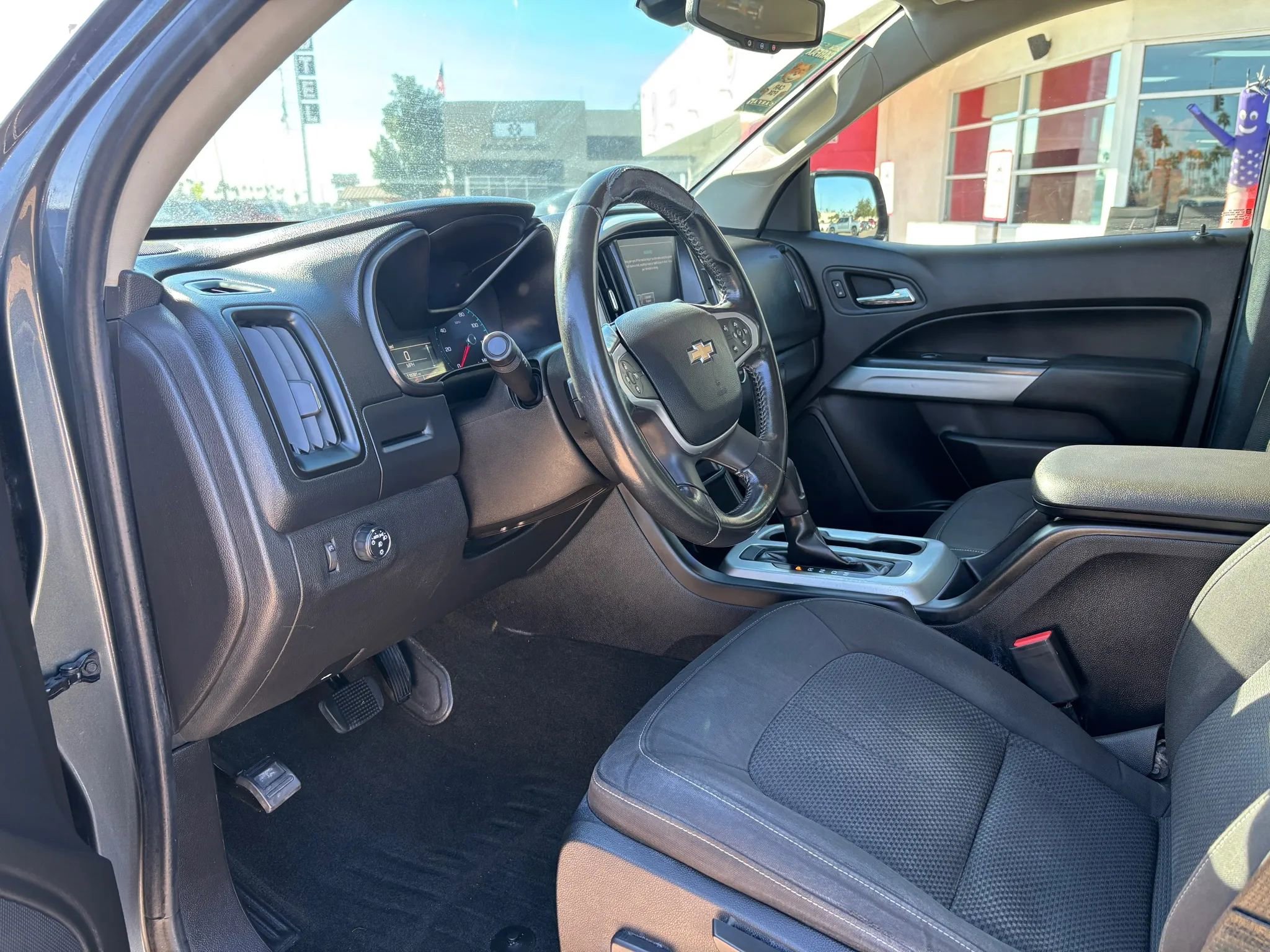 Used 2016 Chevrolet Colorado LT w/ LT Convenience Package RWD image 13