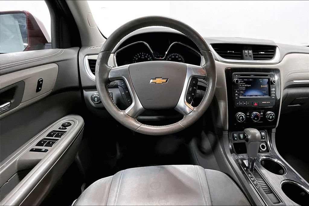 Used 2016 Chevrolet Traverse LT FWD image 6