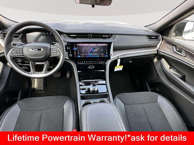 New 2026 Jeep Grand Cherokee Altitude AWD/4WD image 7