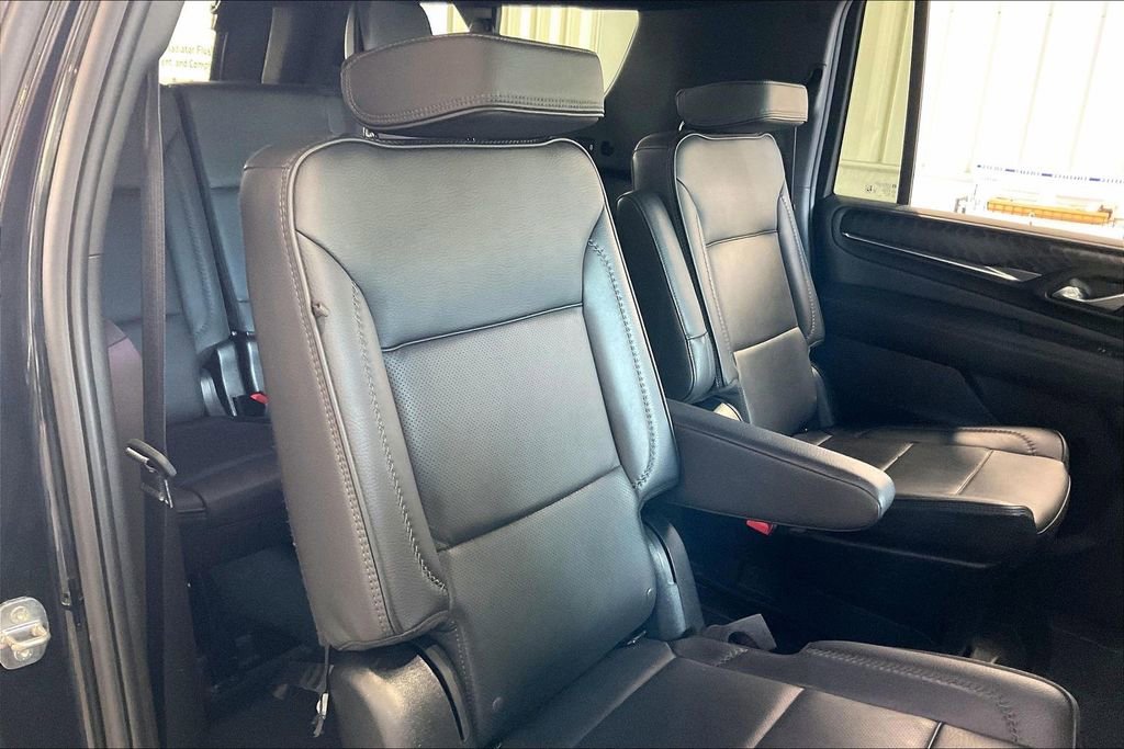 Used 2024 GMC Yukon XL Denali image 22