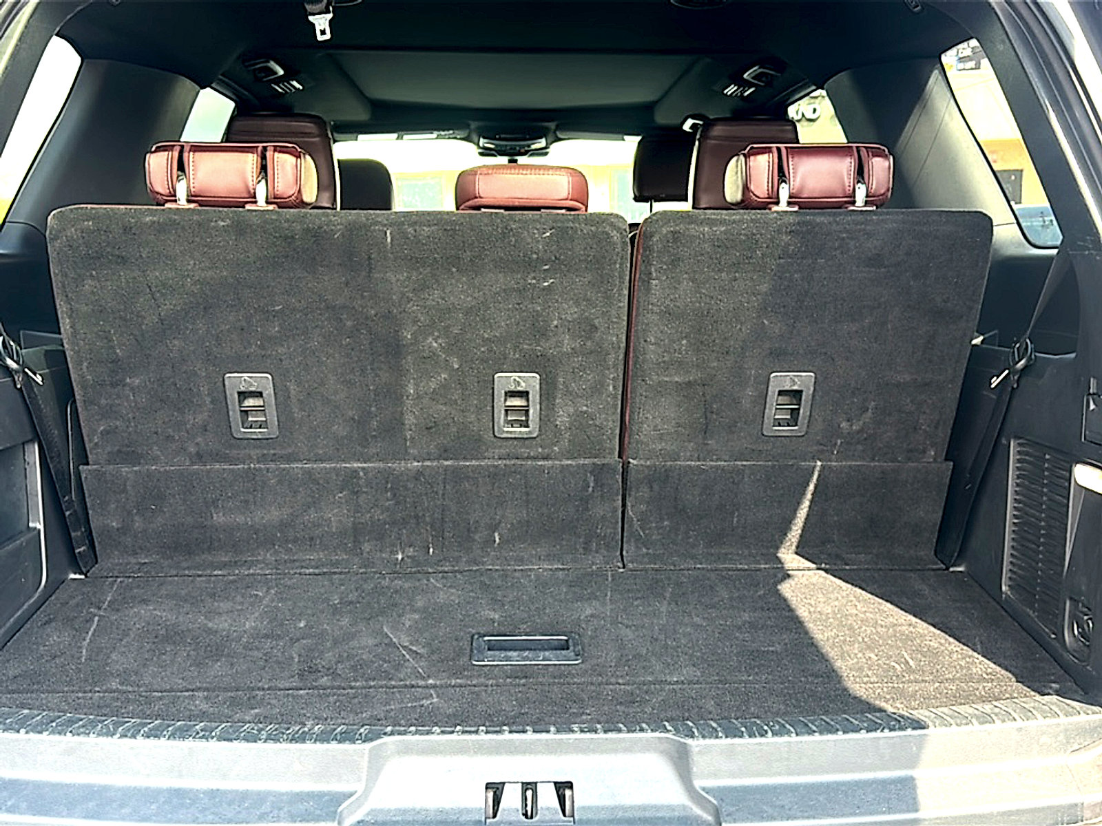 Used 2023 Ford Expedition Limited image 22