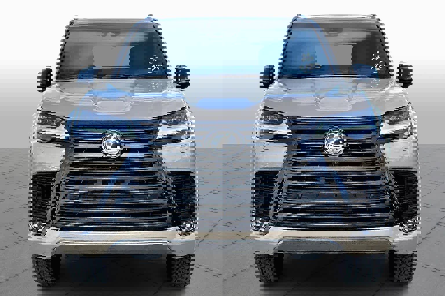 New 2026 Lexus LX 700h Overtrail image 2