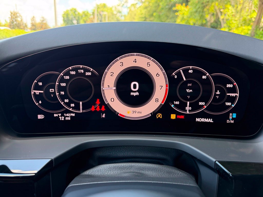 New 2026 Porsche Panamera RWD image 9