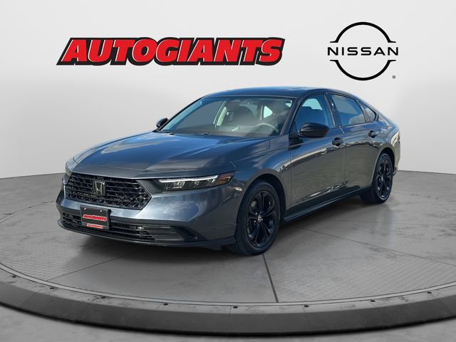 Used 2025 Honda Accord SE image 6