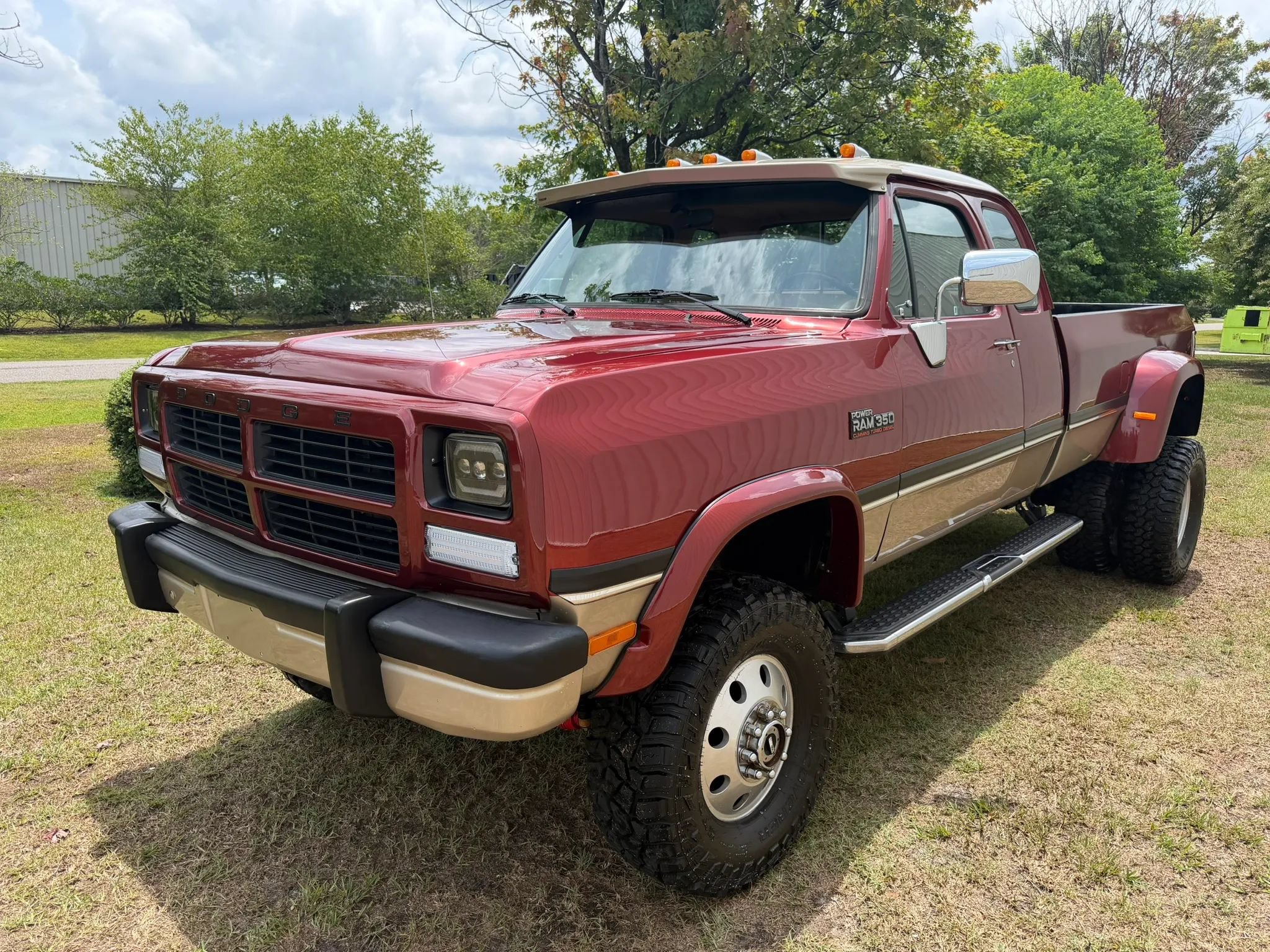Used 1993 Dodge D/W Truck 350 AWD/4WD image 2