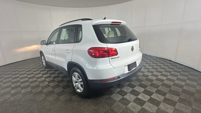 Used 2017 Volkswagen Tiguan S AWD/4WD image 4
