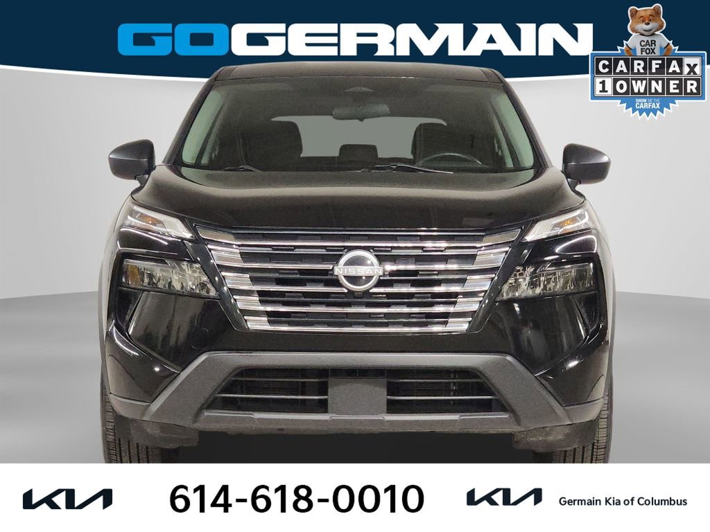 Used 2024 Nissan Rogue S image 3