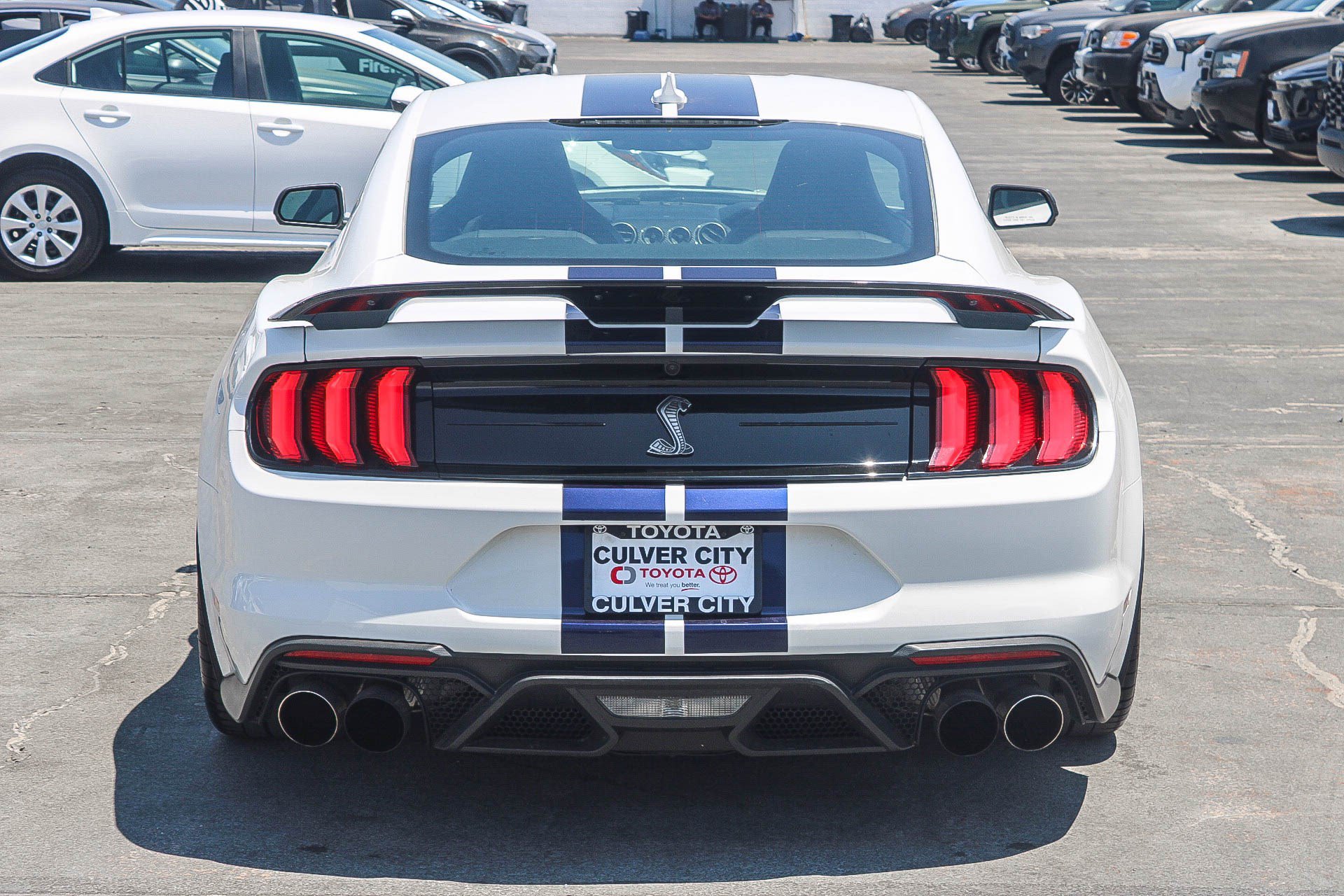 Used 2022 Ford Mustang Shelby GT500 w/ Technology Package RWD image 8