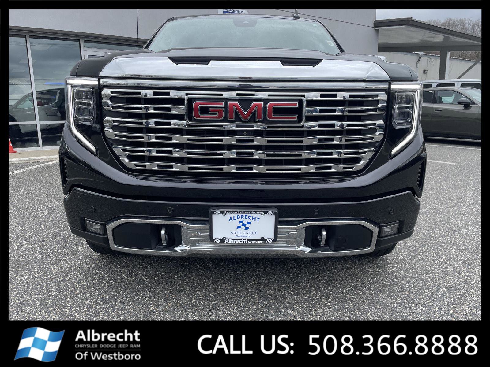 Used 2023 GMC Sierra 1500 Denali w/ Technology Package image 8