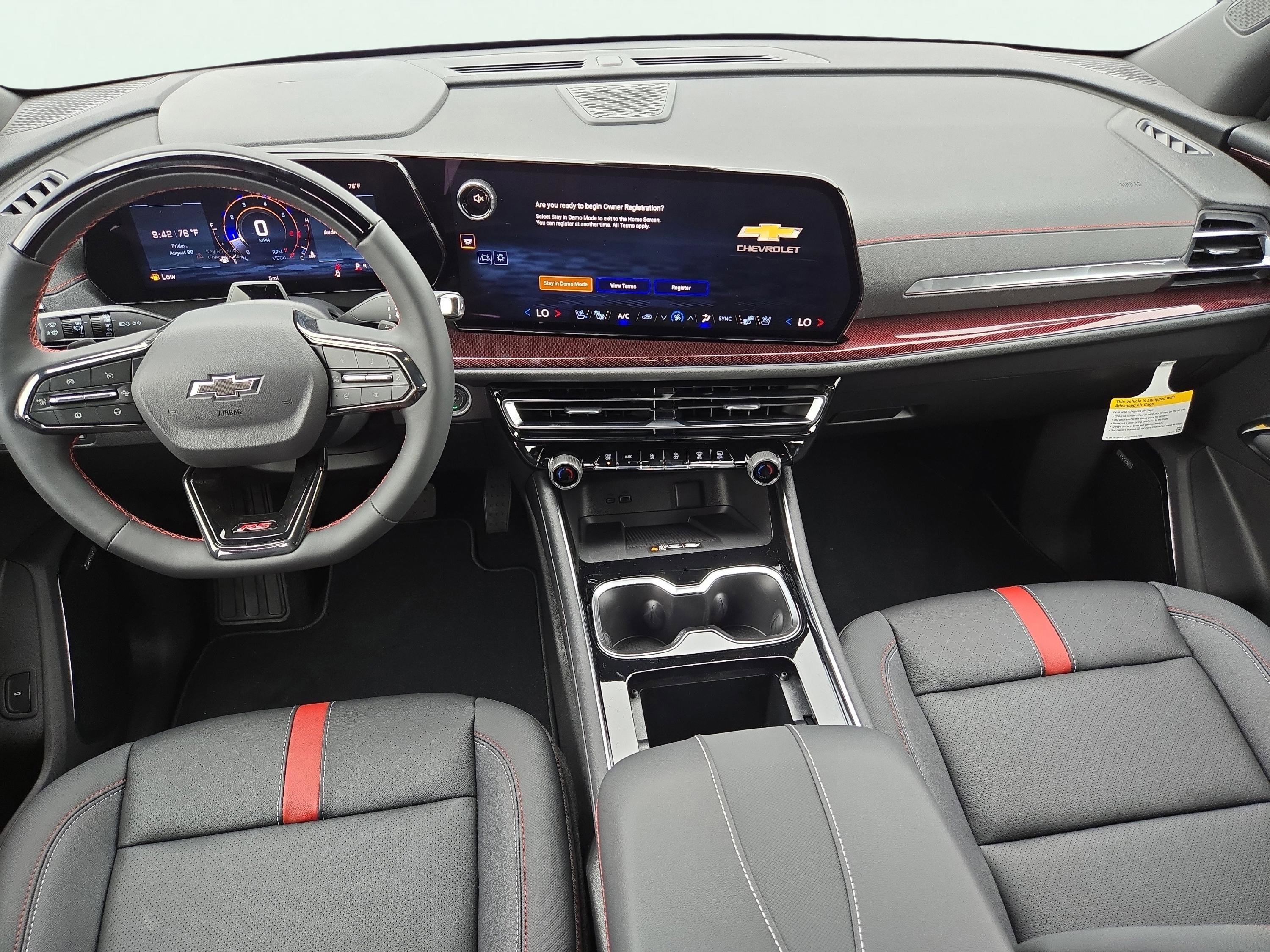 New 2026 Chevrolet Traverse RS image 22