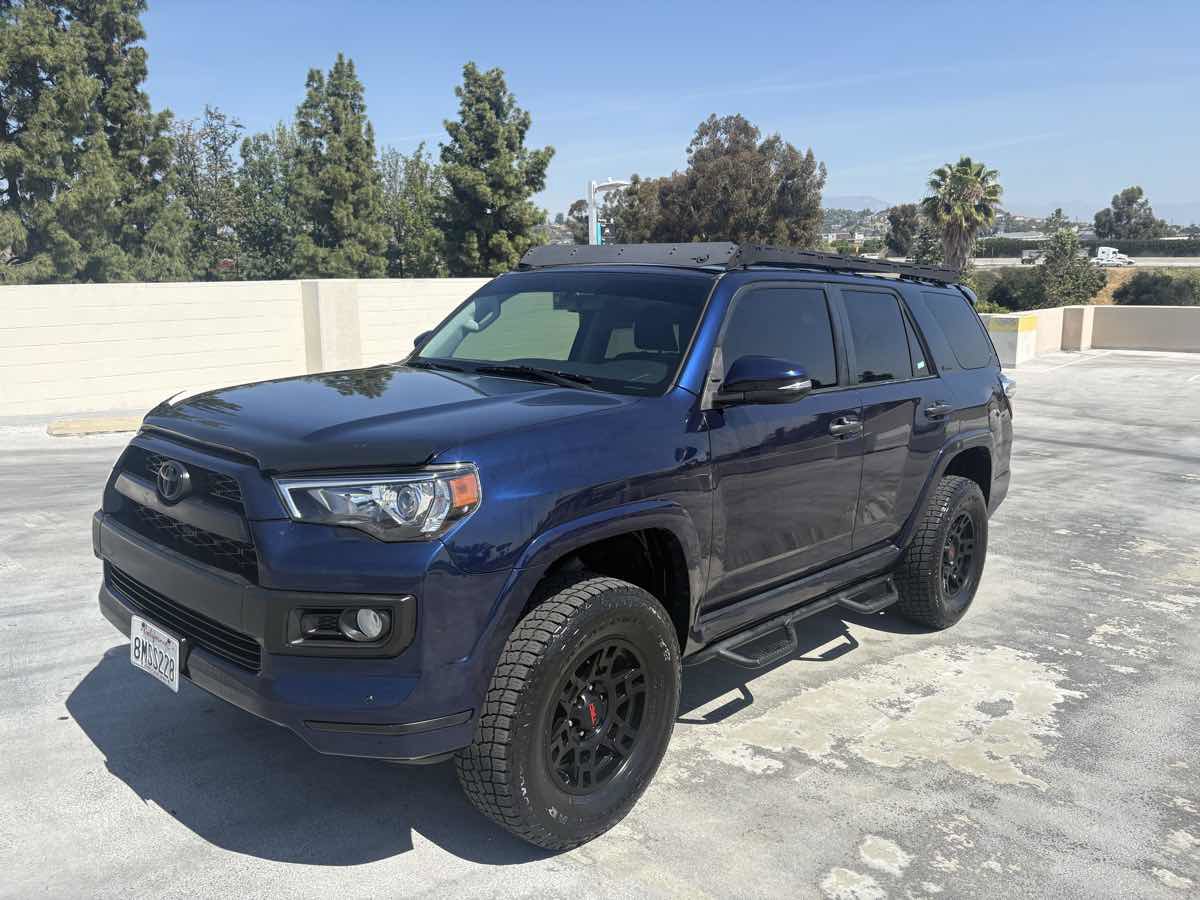 Used 2018 Toyota 4Runner Limited image 19