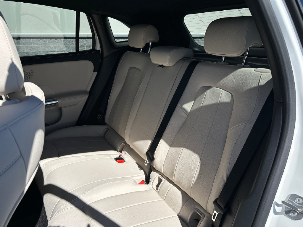 New 2026 Mercedes-Benz GLA 250 4MATIC image 23