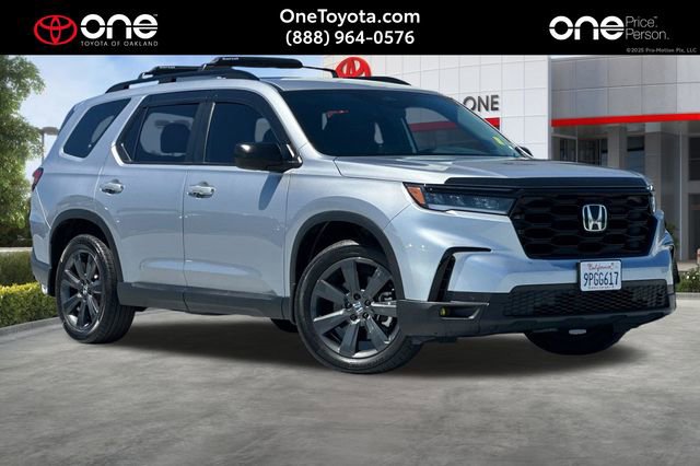 Used 2025 Honda Pilot Sport