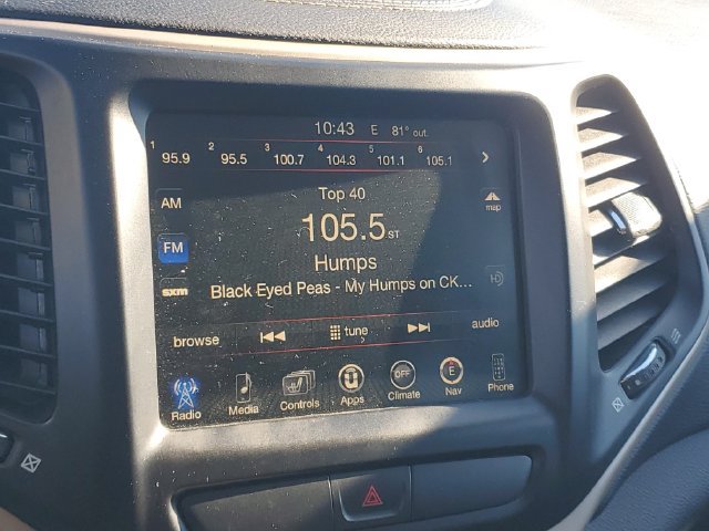 Used 2017 Jeep Cherokee Limited AWD/4WD image 25