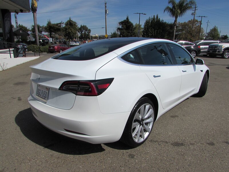 Used 2018 Tesla Model 3 Long Range AWD/4WD image 8