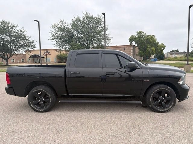Used 2016 RAM 1500 Express w/ Black Ram 1500 Express Group AWD/4WD image 9