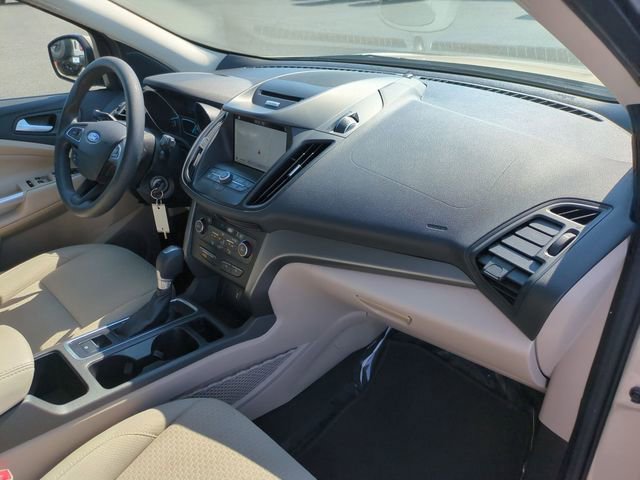 Used 2017 Ford Escape SE w/ Equipment Group 201A FWD image 33