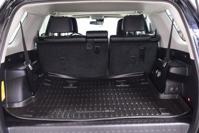 Used 2023 Toyota 4Runner Limited image 18