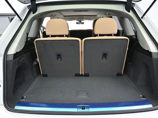 New 2026 Audi Q7 3.0T Prestige image 12