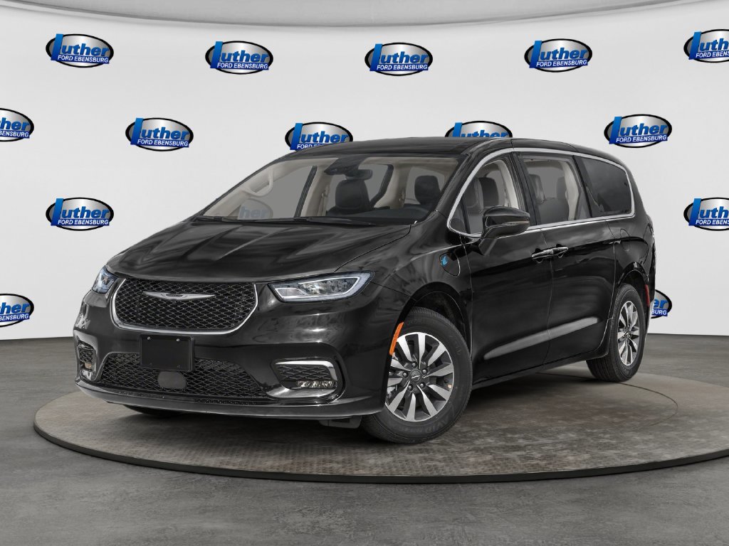 Used 2024 Chrysler Pacifica Limited FWD image 1